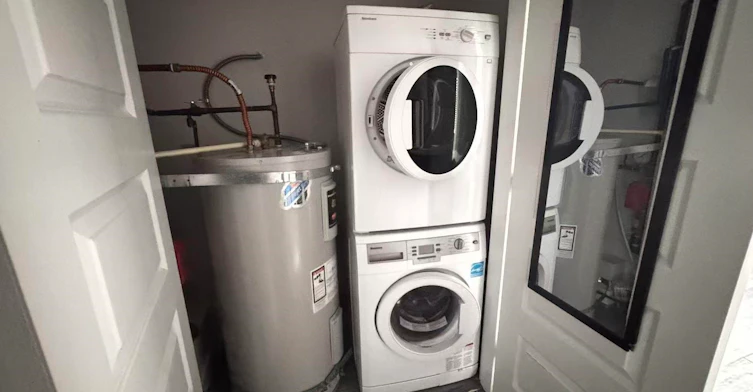 Laneway House-3202 E 5th Avenue, Vancouver, BC, V5M 1P3 - 9