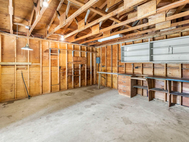2170 Wildwood Street, Abbotsford, BC, V2S 2Y8 - 27