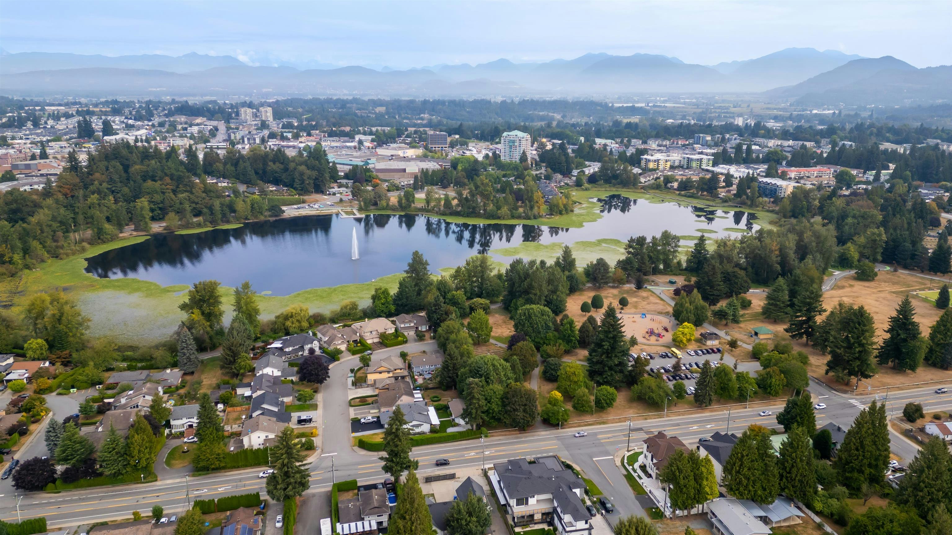 2170 Wildwood Street, Abbotsford, BC, V2S 2Y8 - 31