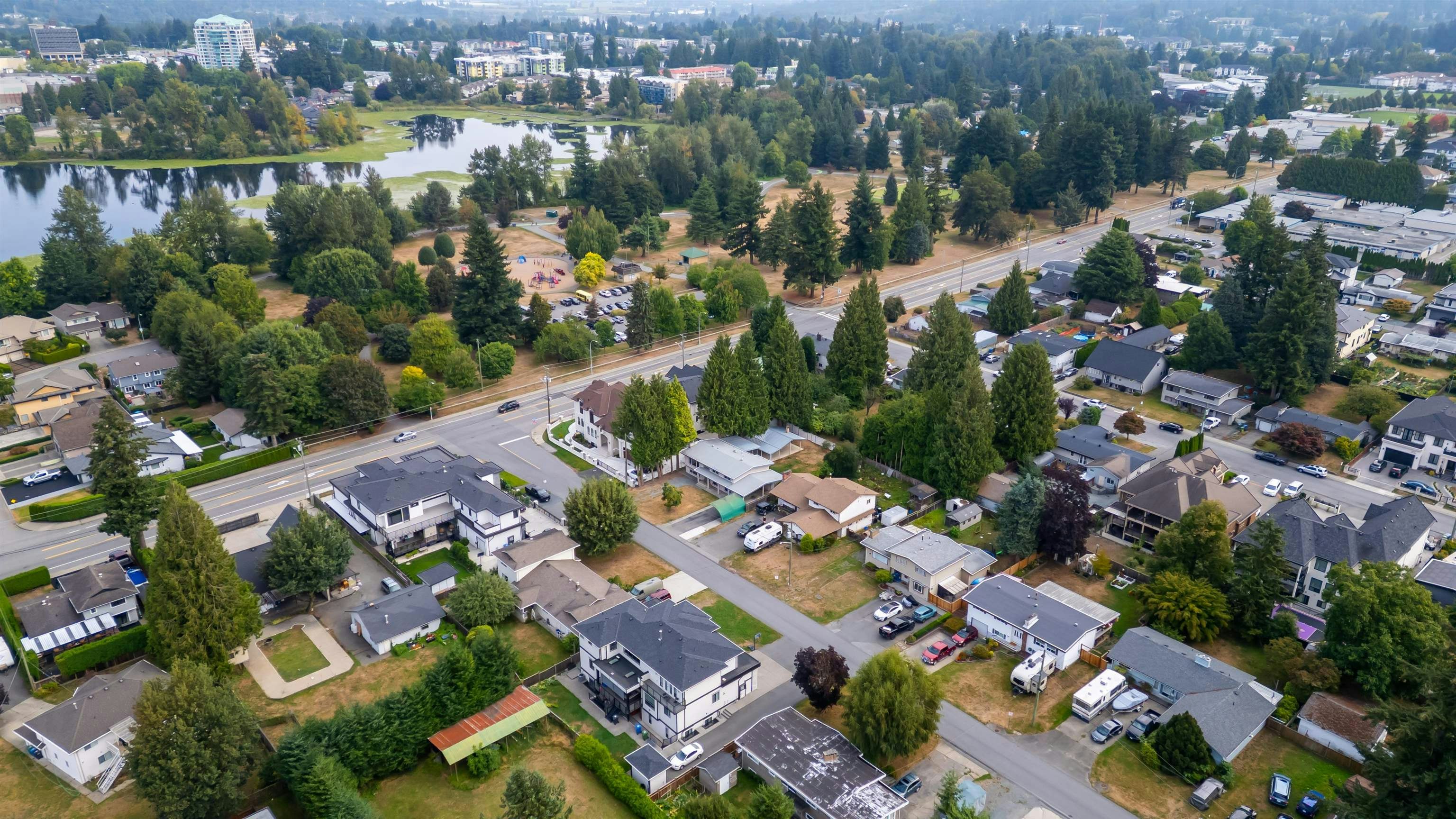 2170 Wildwood Street, Abbotsford, BC, V2S 2Y8 - 32
