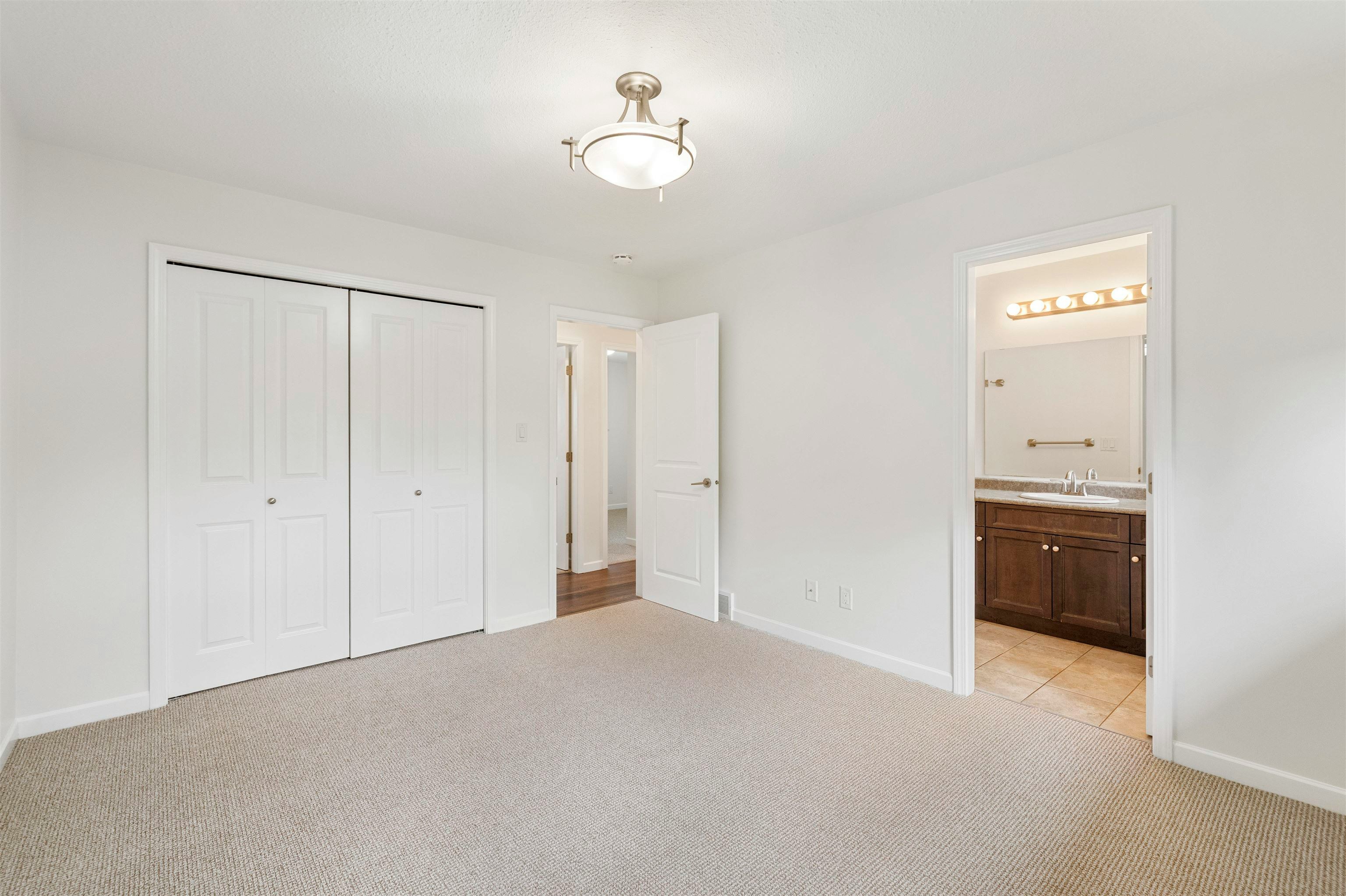 2170 Wildwood Street, Abbotsford, BC, V2S 2Y8 - 15