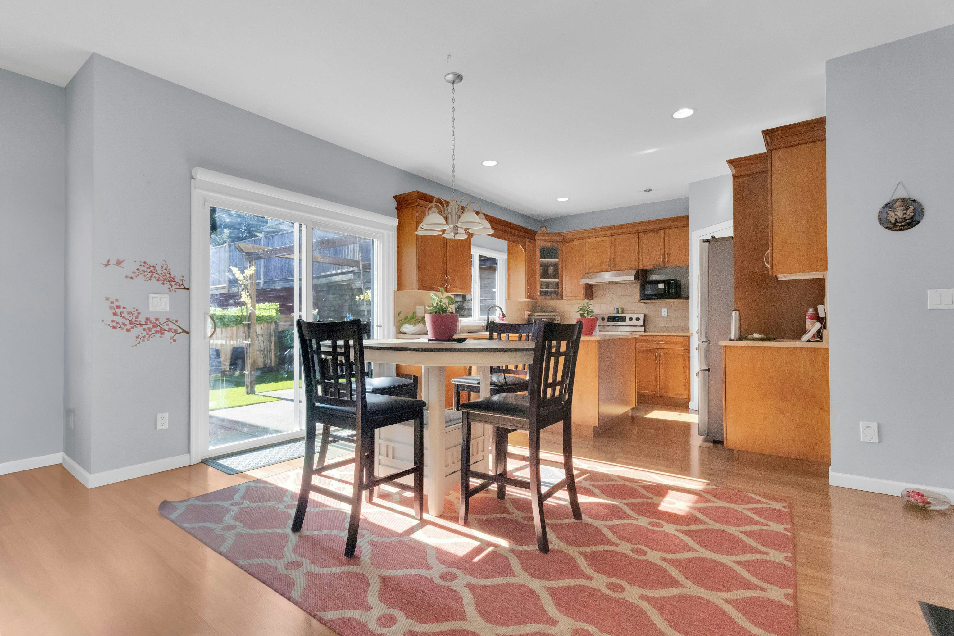 16528 59a Avenue, Surrey, BC, V3S 4N9 - 17