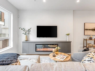 11-7946 204 Street - 5