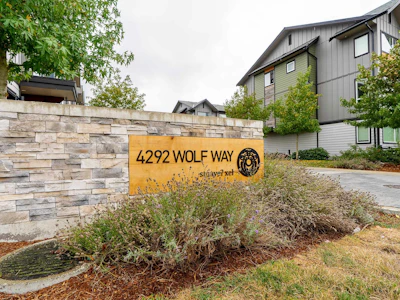 53-4292 Wolf Way - 3