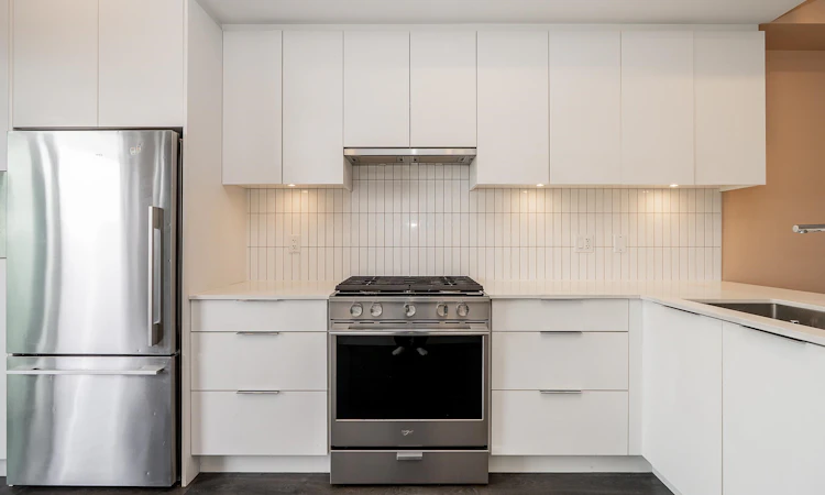 53-4292 Wolf Way