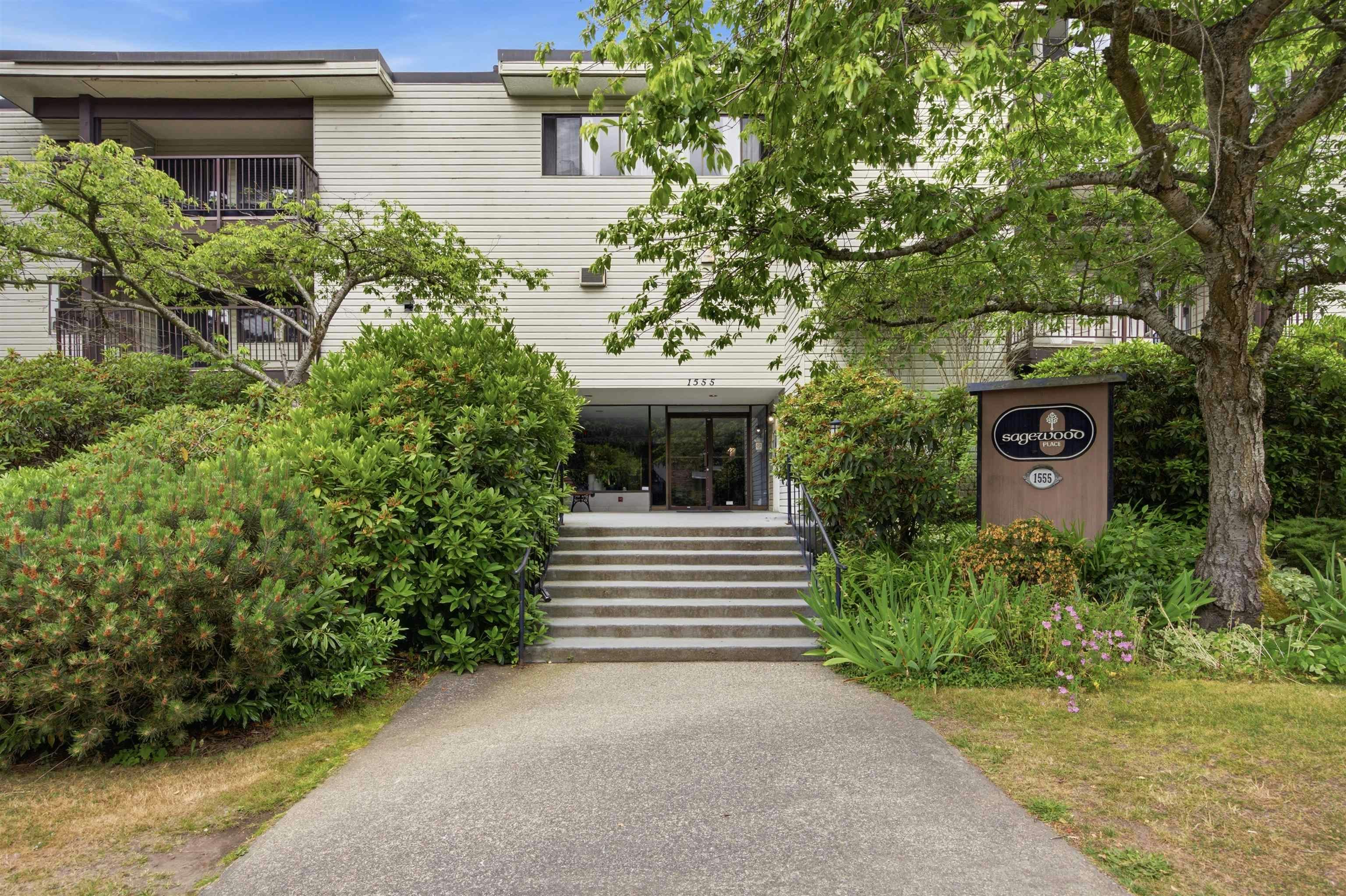 206-1555 Fir Street, Surrey, BC, V4B 4B6