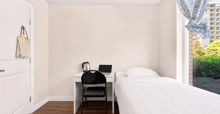 Third bedroom-5692 Kings Road, Vancouver, BC, V6T 1K8 - 3