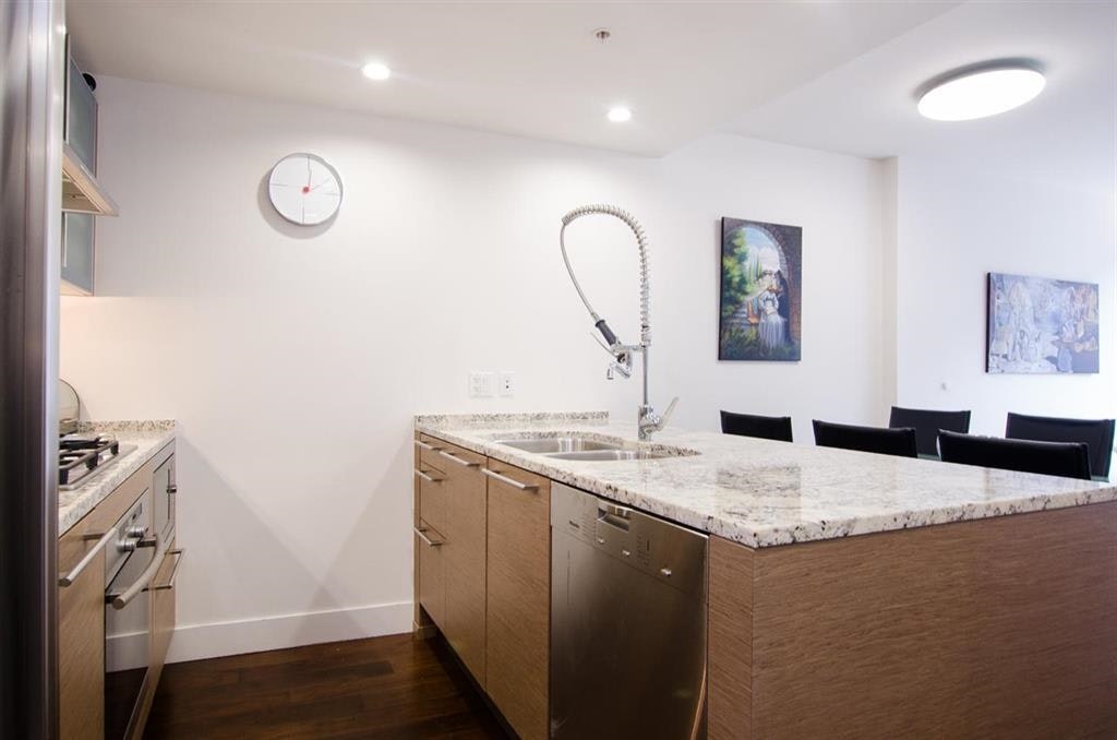 270X-1111 Alberni Street, Vancouver, BC, V6E 4V2 - 2