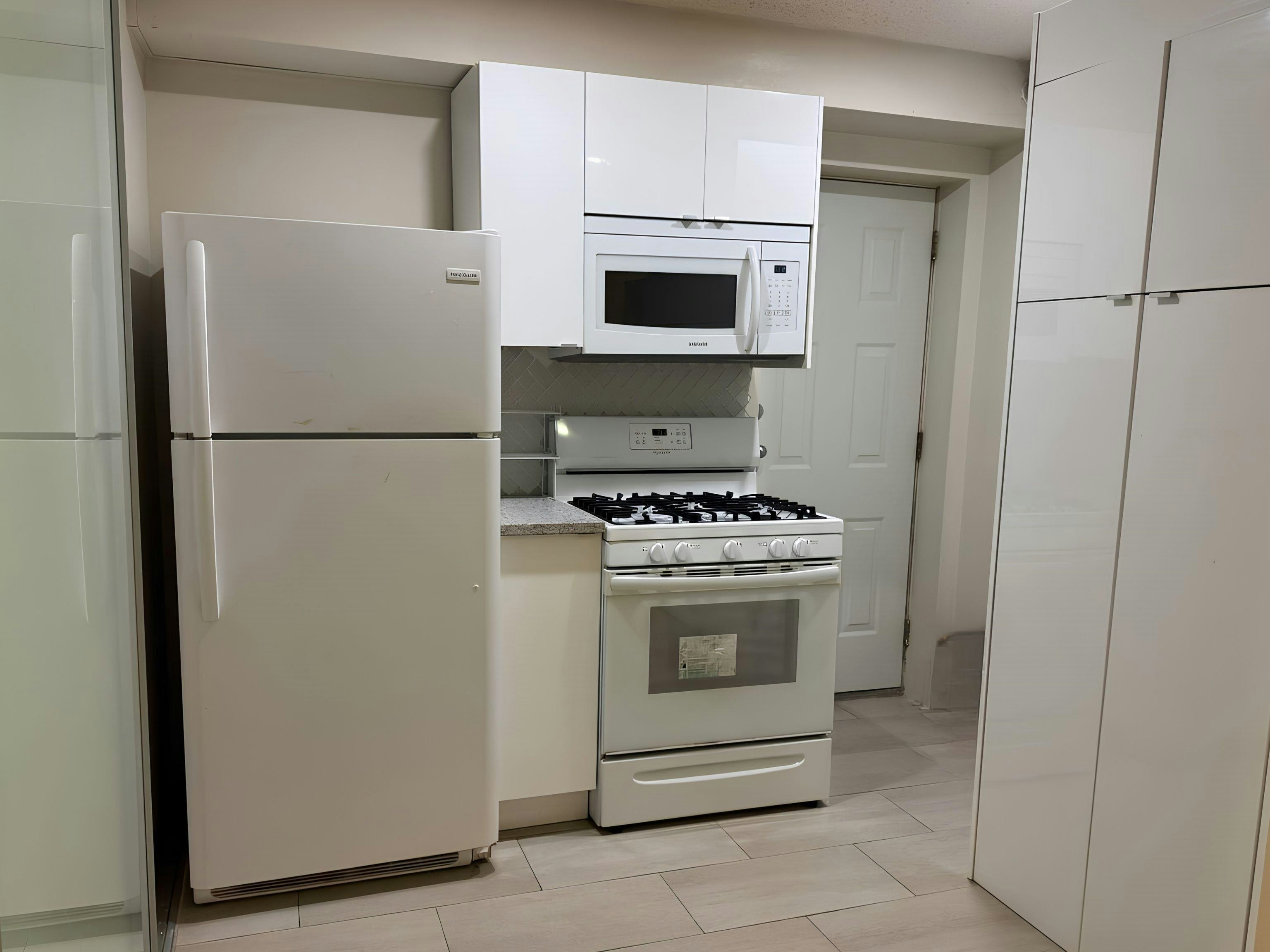 1560 Vinson Creek, West Vancouver, BC, V7S 2Y1 - 6
