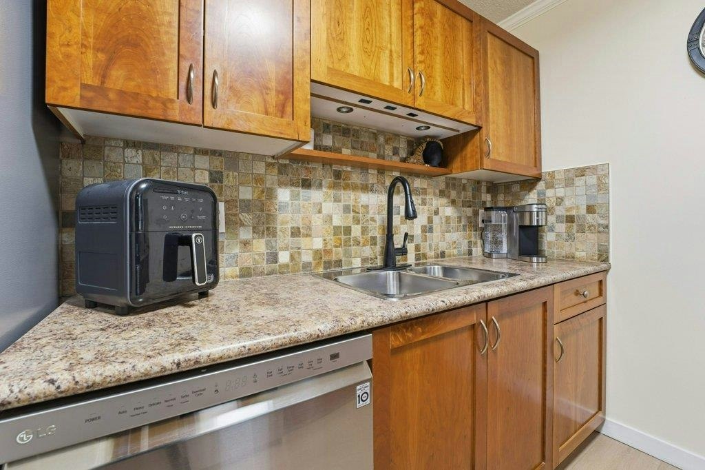 207-10220 Ryan Road, Richmond, BC, V7A 4R1 - 12