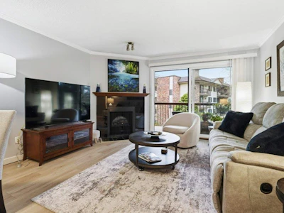207-10220 Ryan Road - 3