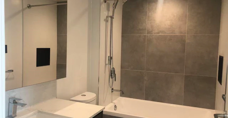 3F-13725 George Junction, Surrey, BC, V3T 0V7 - 9