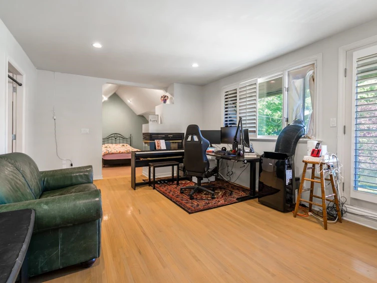 1545 W 49th Avenue, Vancouver, BC, V6M 2R6 - 14