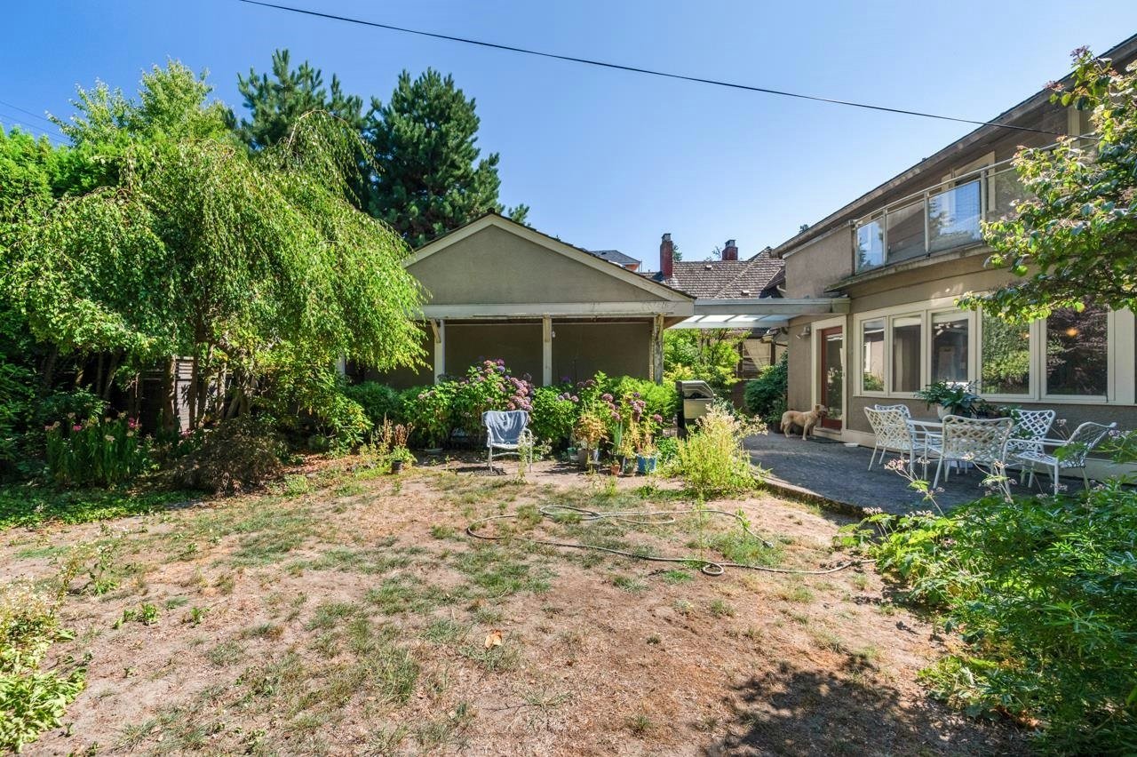 1545 W 49th Avenue, Vancouver, BC, V6M 2R6 - 30