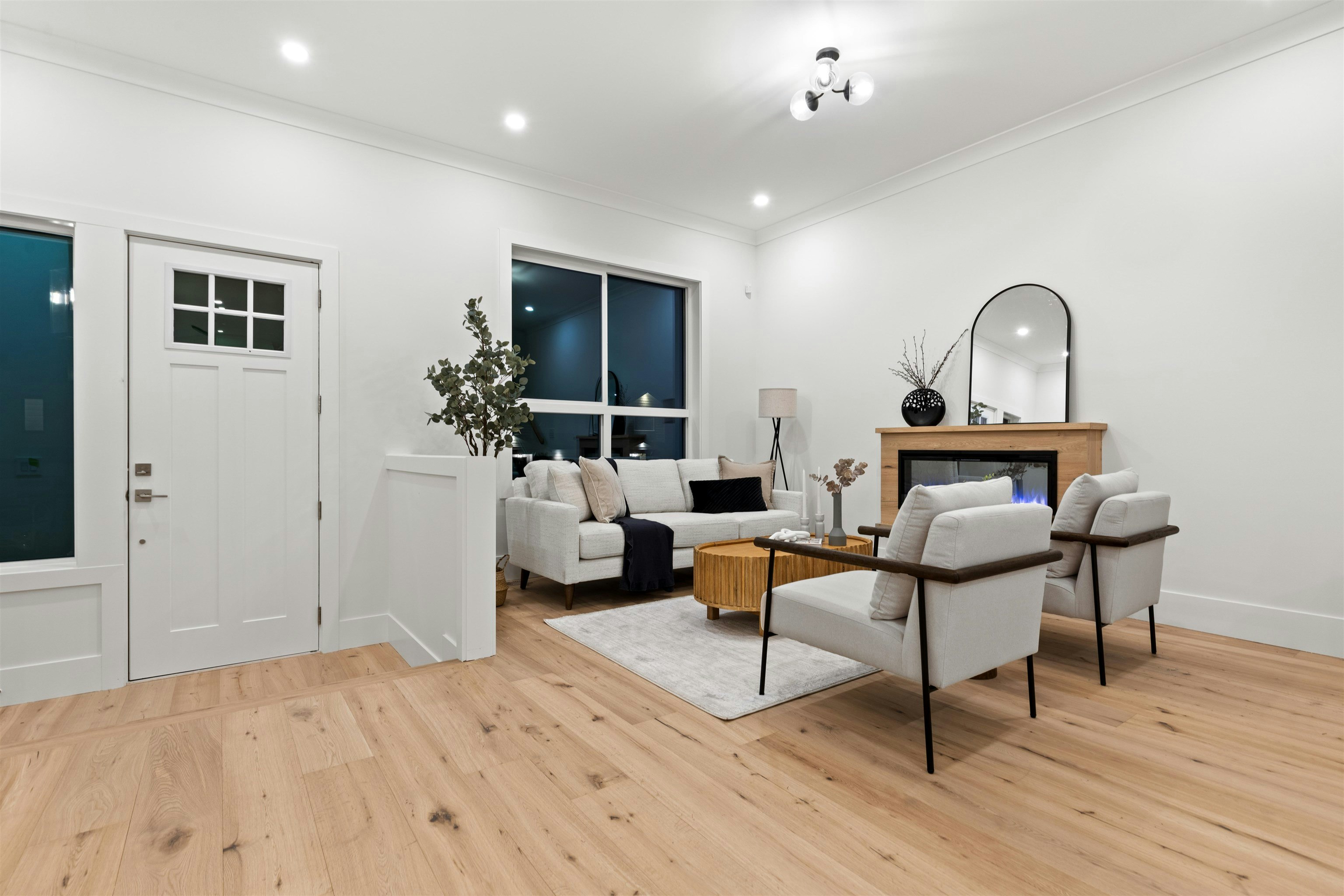 101-16623 18a Avenue - 3