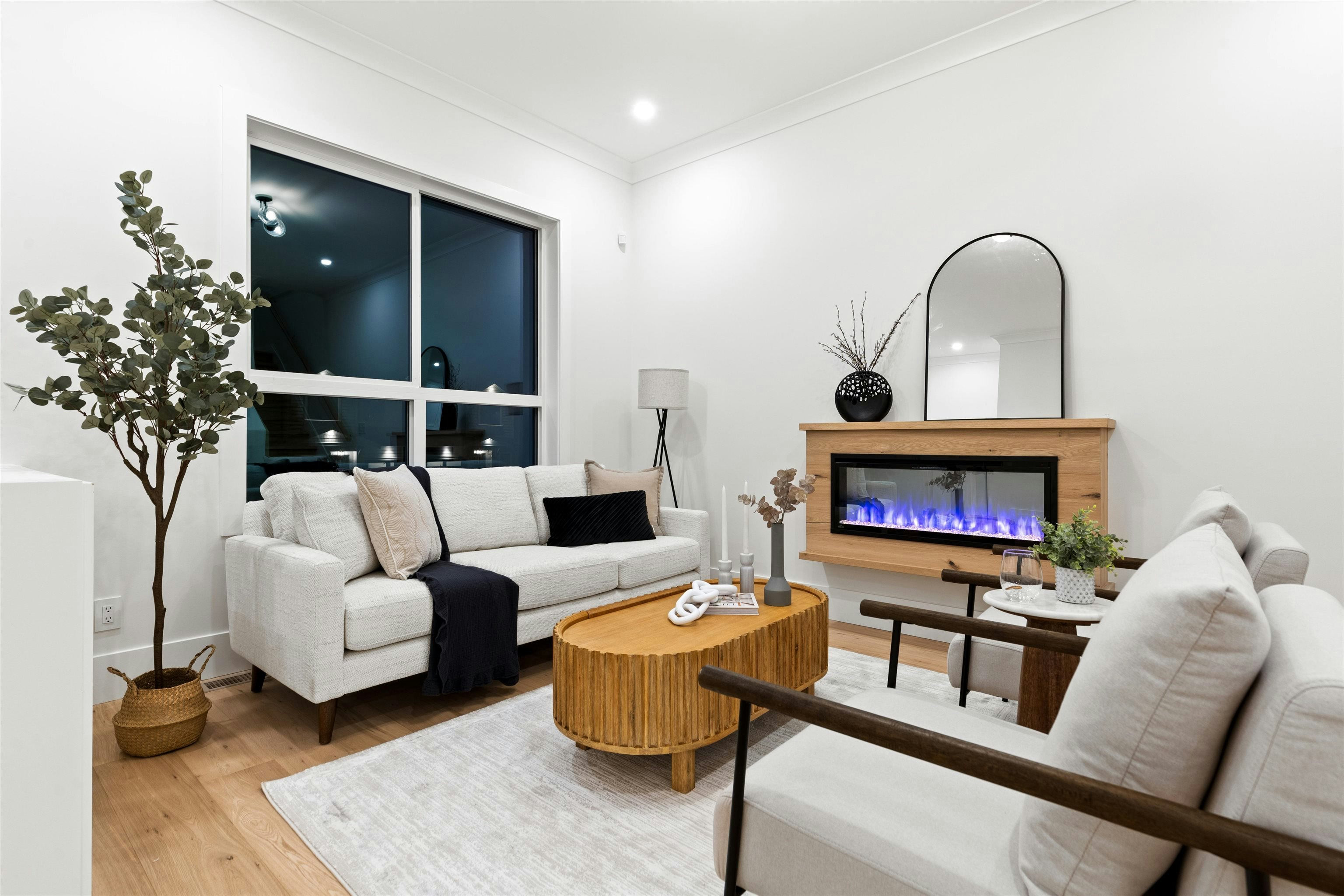 101-16623 18a Avenue - 5