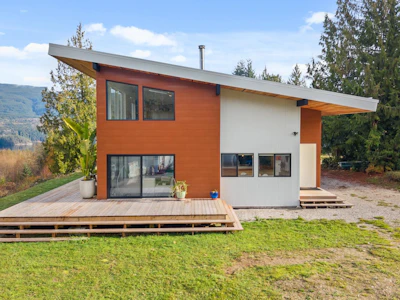 6400 Crowston Road - 3