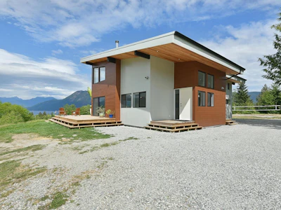 6400 Crowston Road - 4