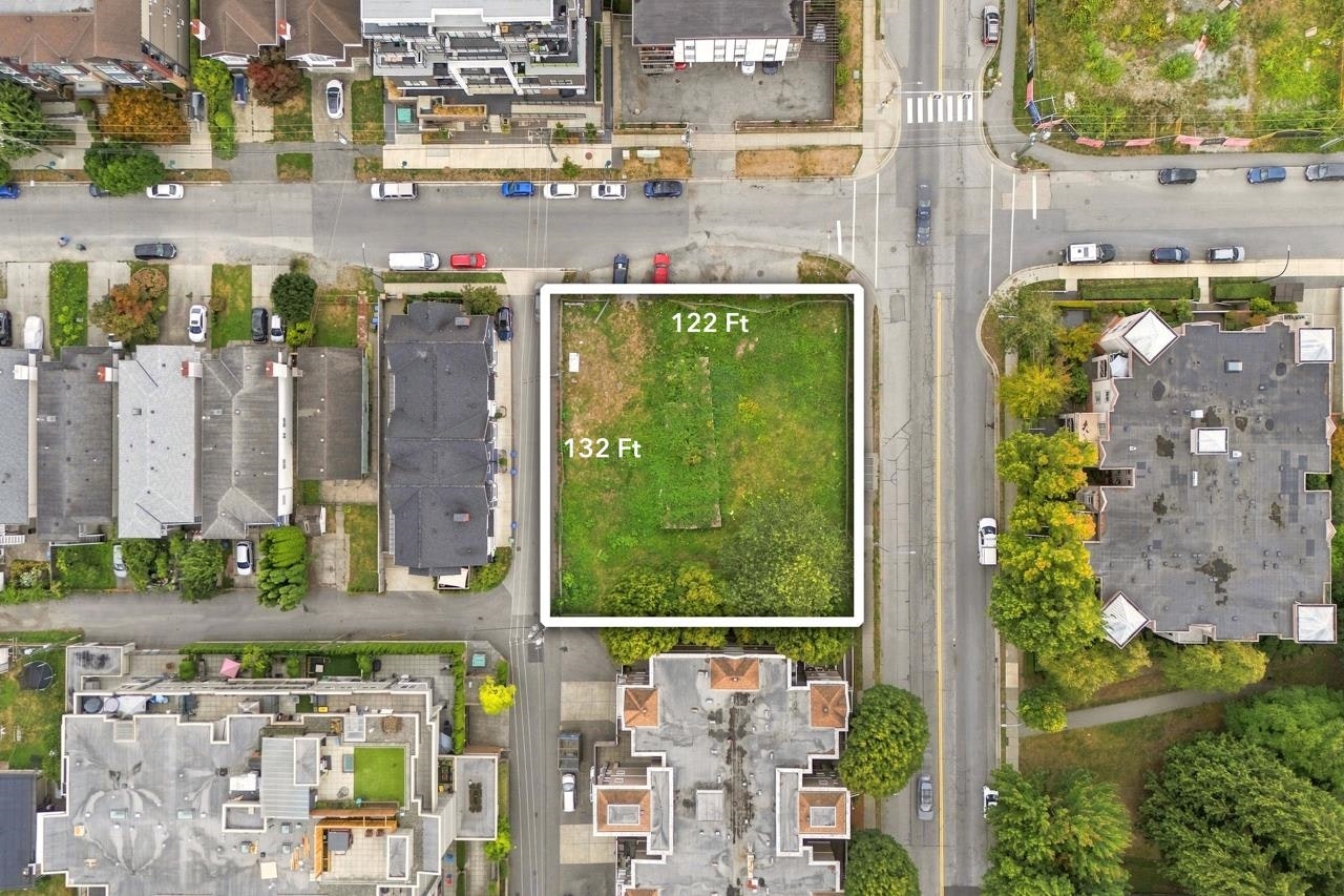 2381 Shaughnessy Street - 3