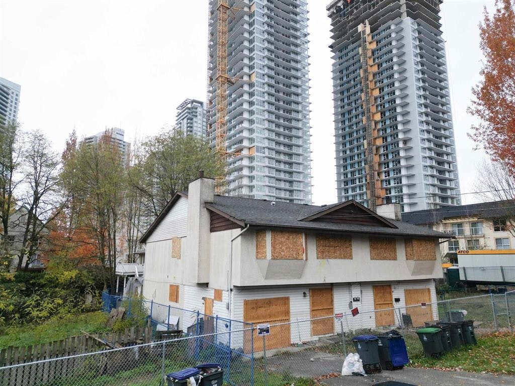 9937 138 Street, Surrey, BC, V3T 5E3
