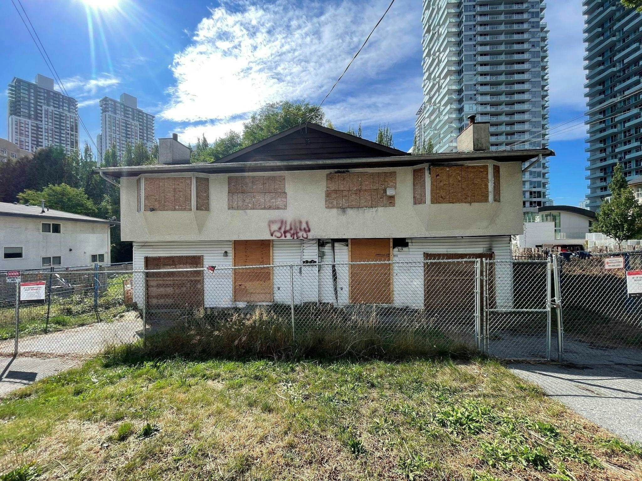 9937 138 Street, Surrey, BC, V3T 5E3