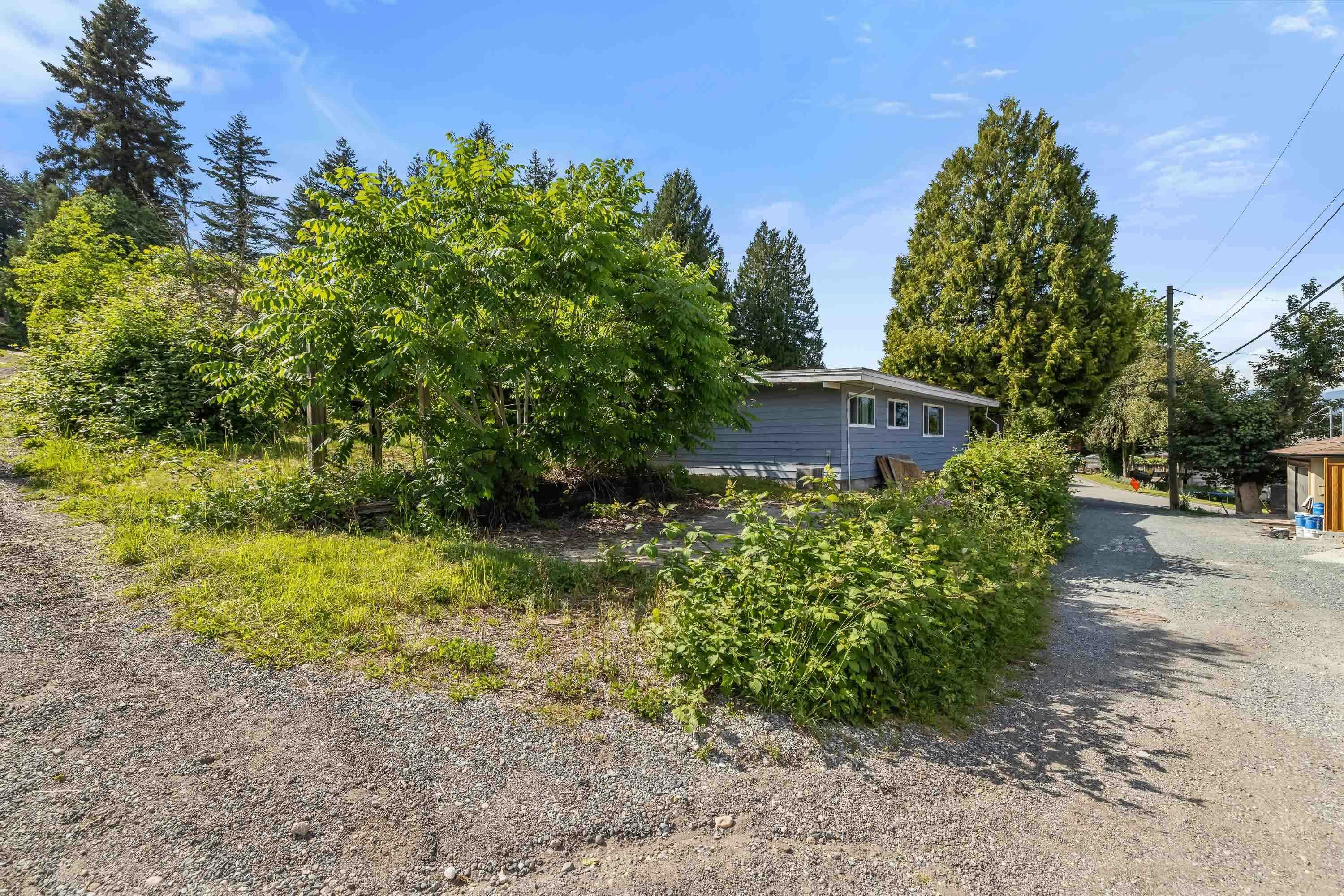 1908 Warwick Crescent, Port Coquitlam, BC, V3C 1L8 - 34