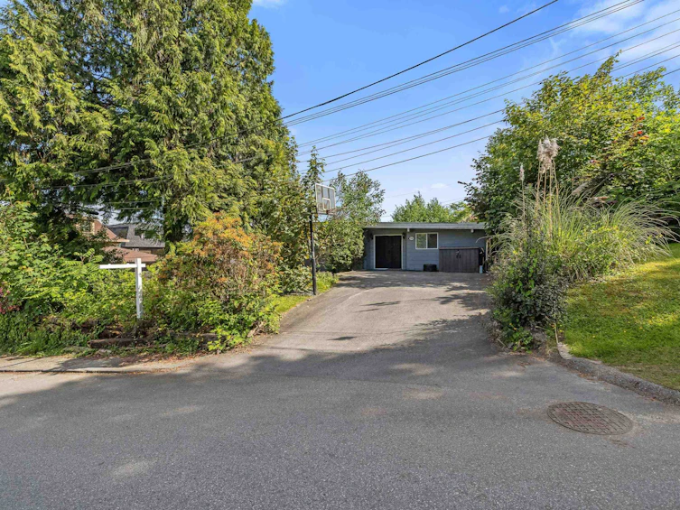 1908 Warwick Crescent, Port Coquitlam, BC, V3C 1L8 - 38
