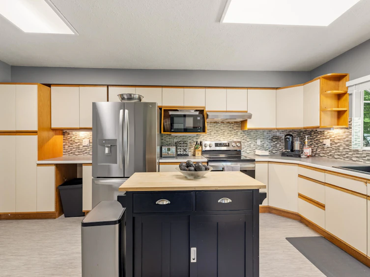 1908 Warwick Crescent, Port Coquitlam, BC, V3C 1L8 - 7