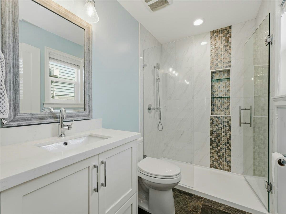1087 Finlay Street, Surrey, BC, V4B 4K7 - 26