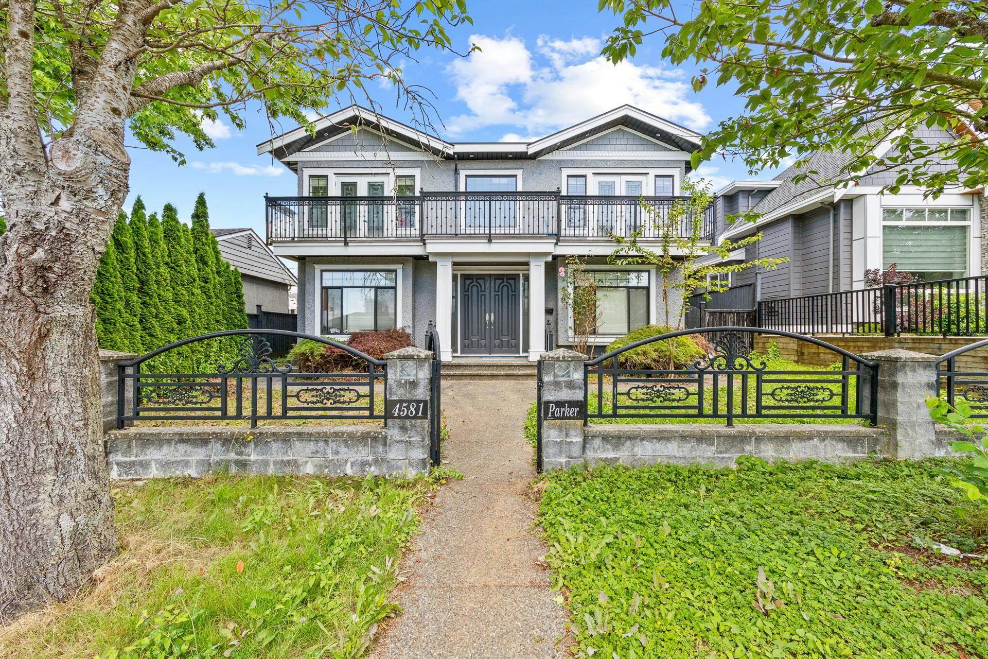 4581 Parker Street, Burnaby, BC, V5C 3E1