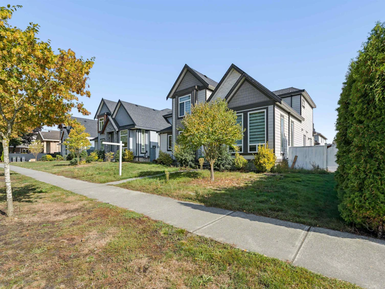 10850 156 Street, Surrey, BC, V3R 6J6 - 31