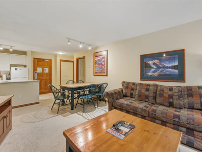 126-4800 Spearhead Drive - 5