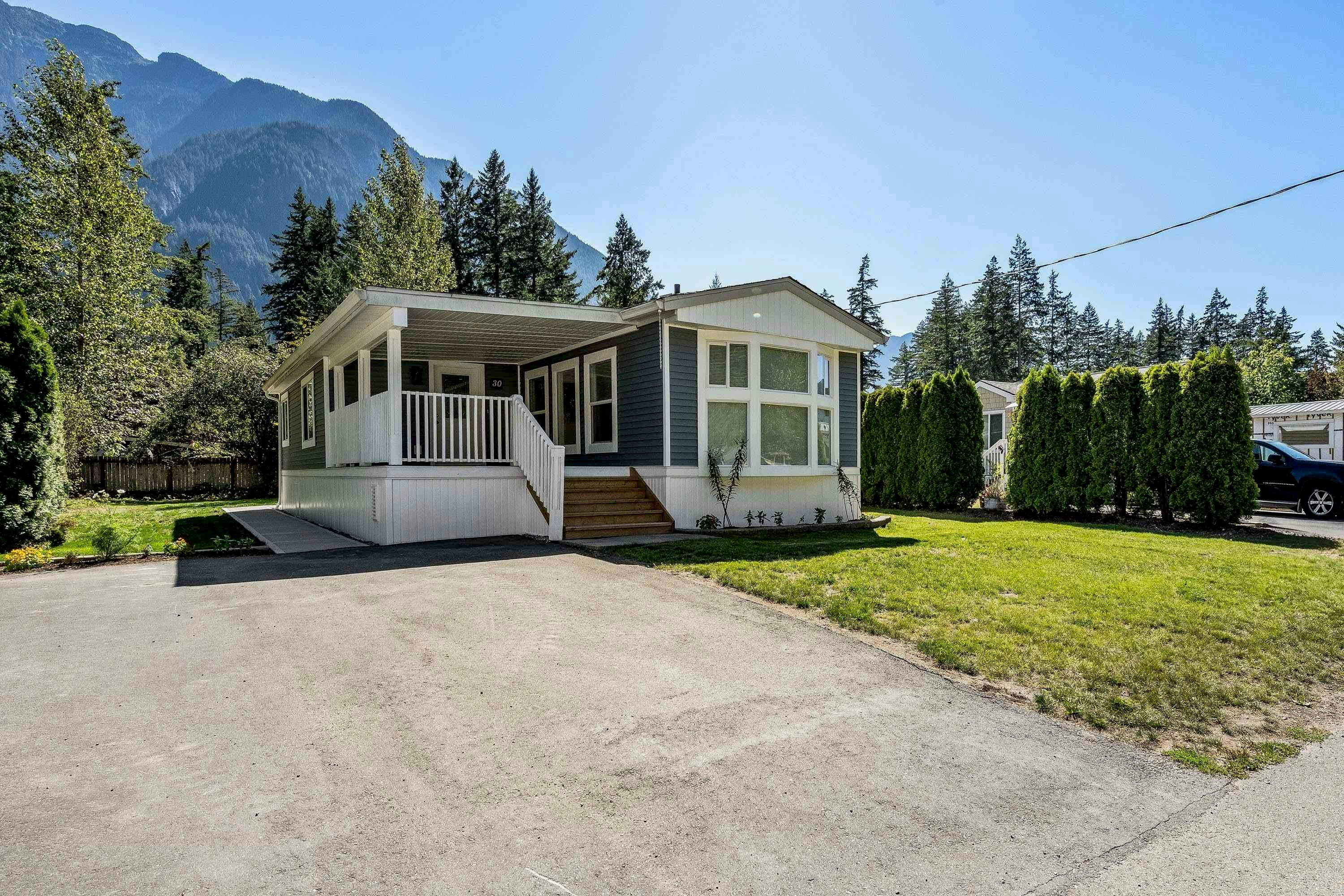 30-65367 Kawkawa Lake Road, Hope, BC, V0X 1L1 - 31