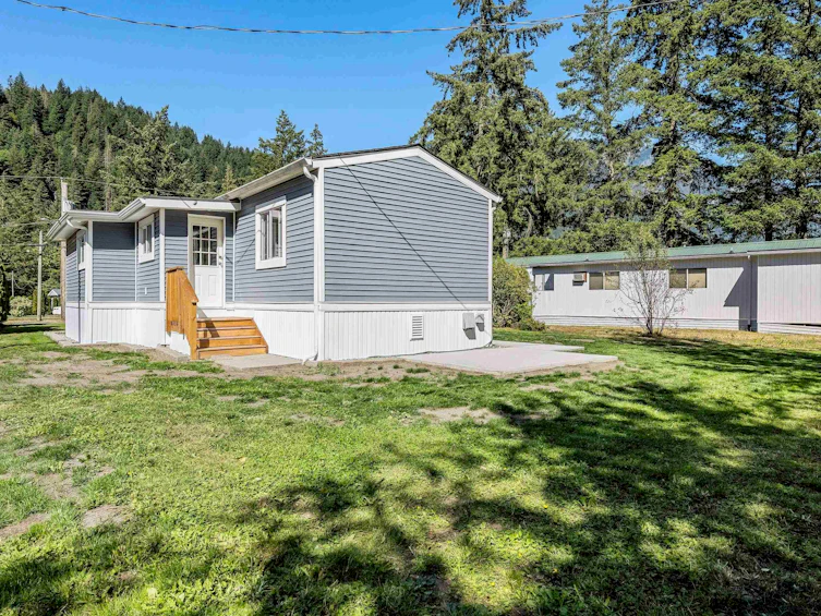 30-65367 Kawkawa Lake Road, Hope, BC, V0X 1L1 - 28