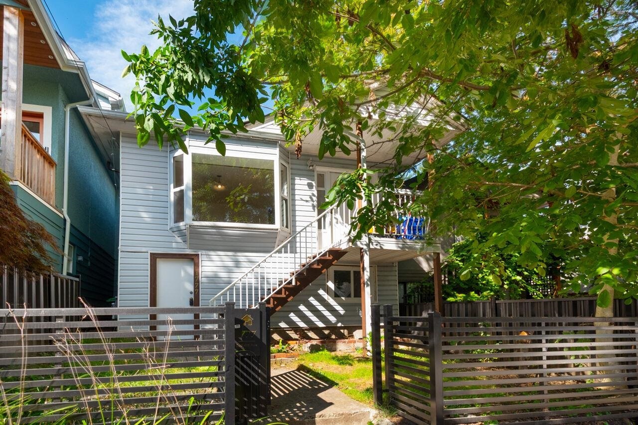 1777 E 4th Avenue, Vancouver, BC, V5N 1J9