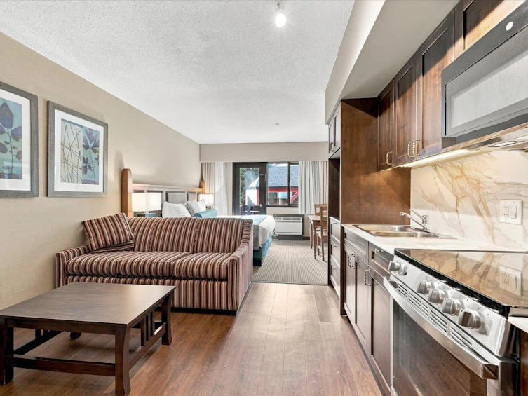 126-4220 Gateway Drive, Whistler, BC, V8E 0Z7 - 2