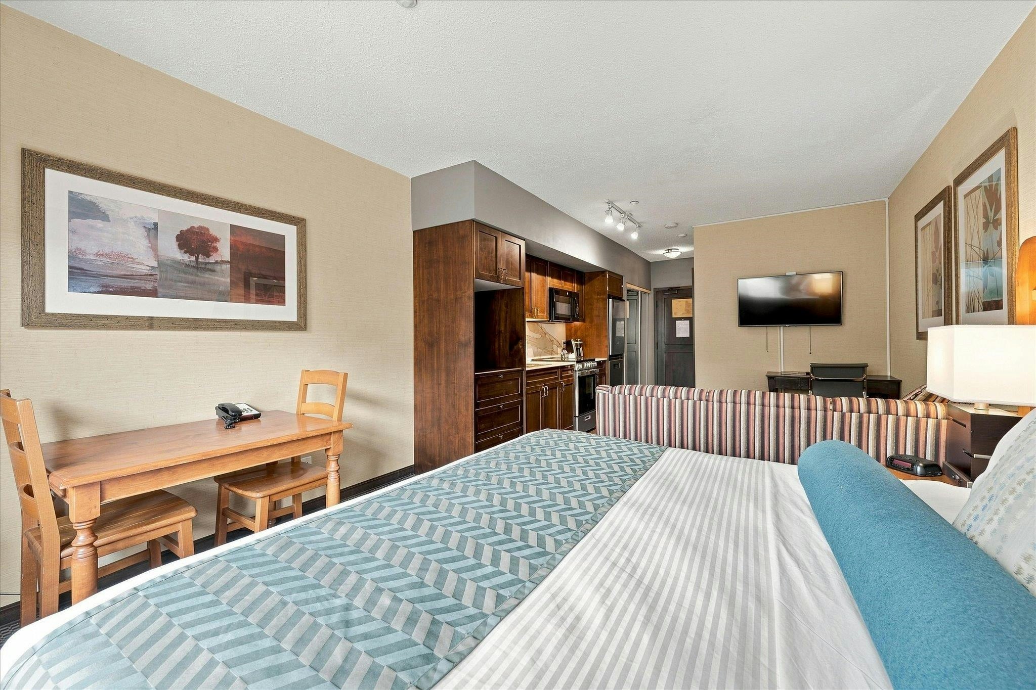 126-4220 Gateway Drive, Whistler, BC, V8E 0Z7 - 6