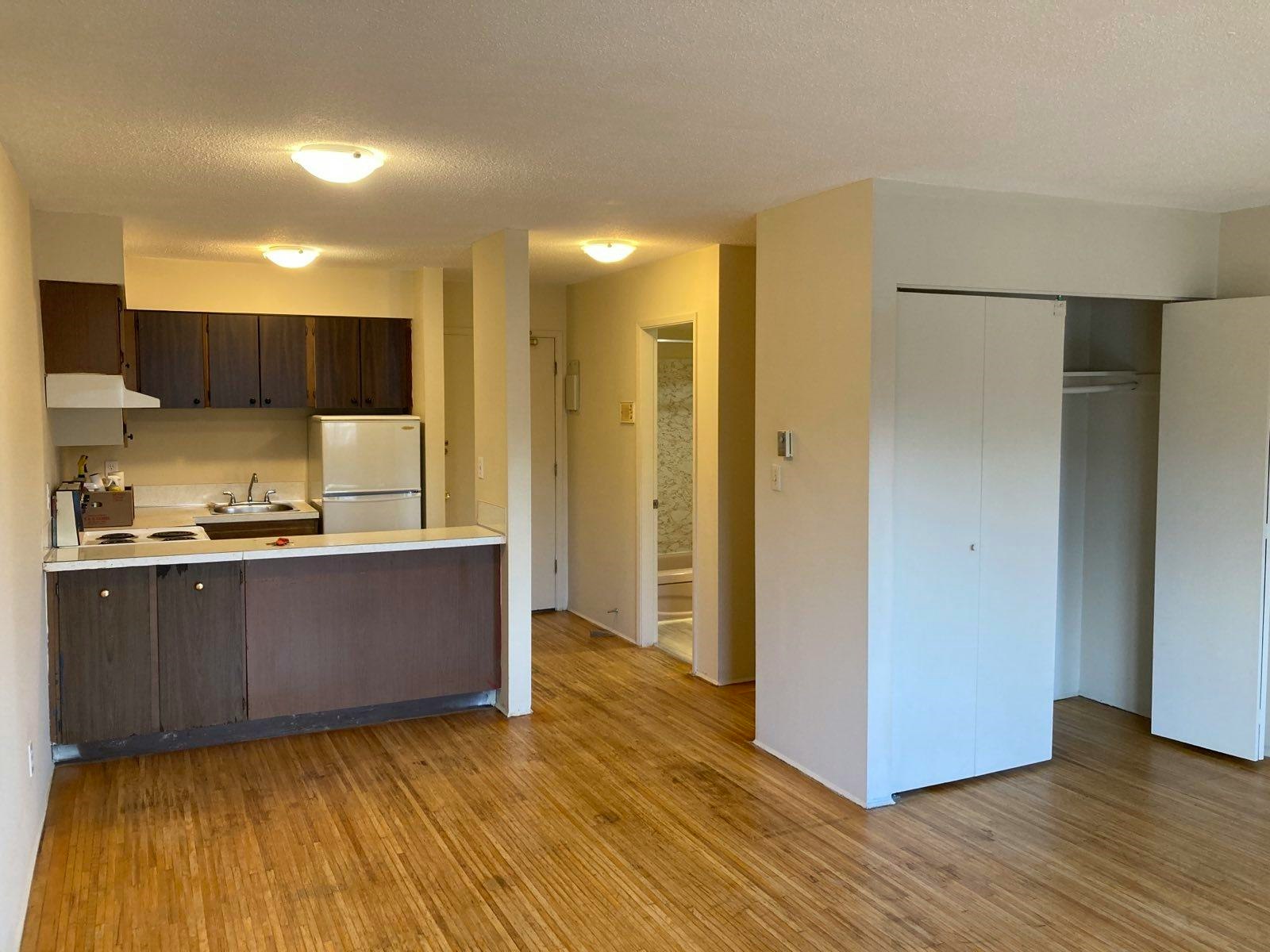 211-3570 E Hastings Street, Vancouver, BC, V5K 2A7 - 3