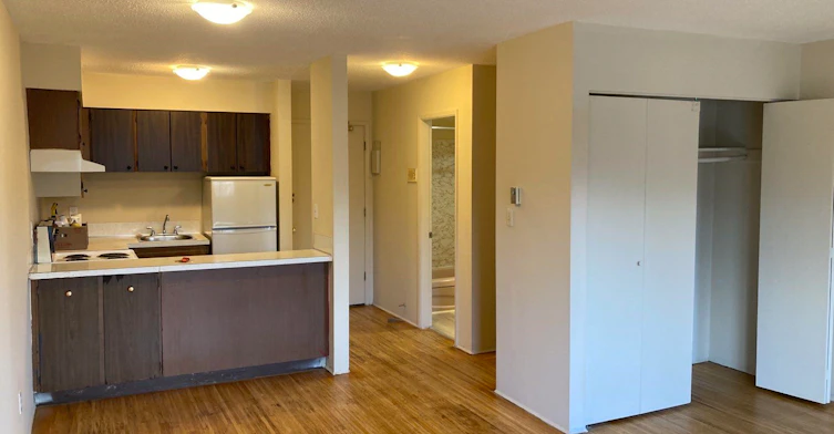 211-3570 E Hastings Street, Vancouver, BC, V5K 2A7 - 3