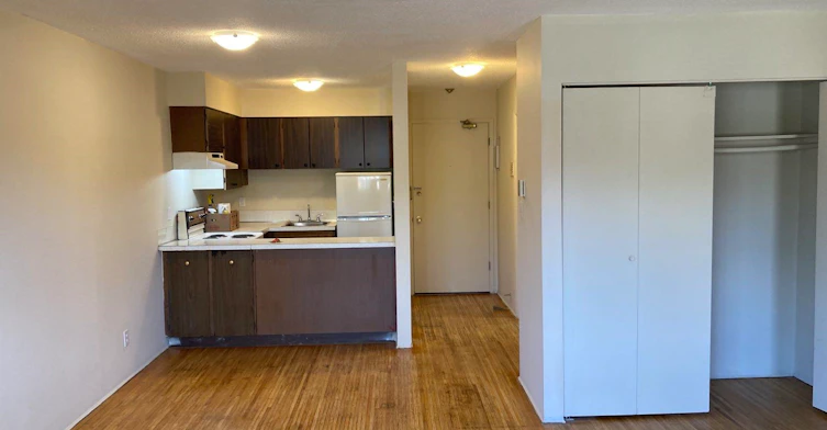 211-3570 E Hastings Street, Vancouver, BC, V5K 2A7 - 11