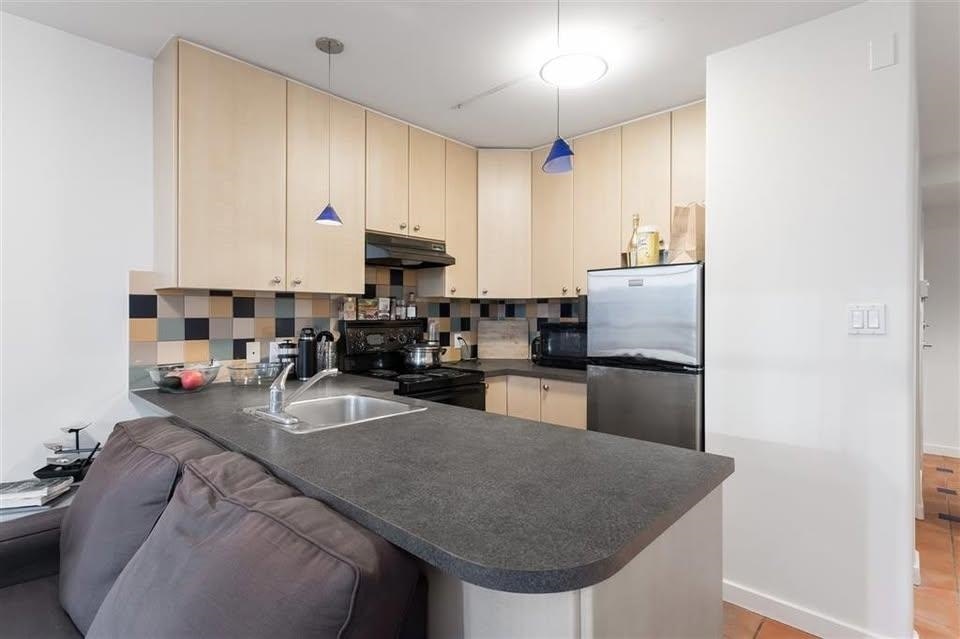 807-819 Hamilton Street, Vancouver, BC, V6B 6M2 - 6