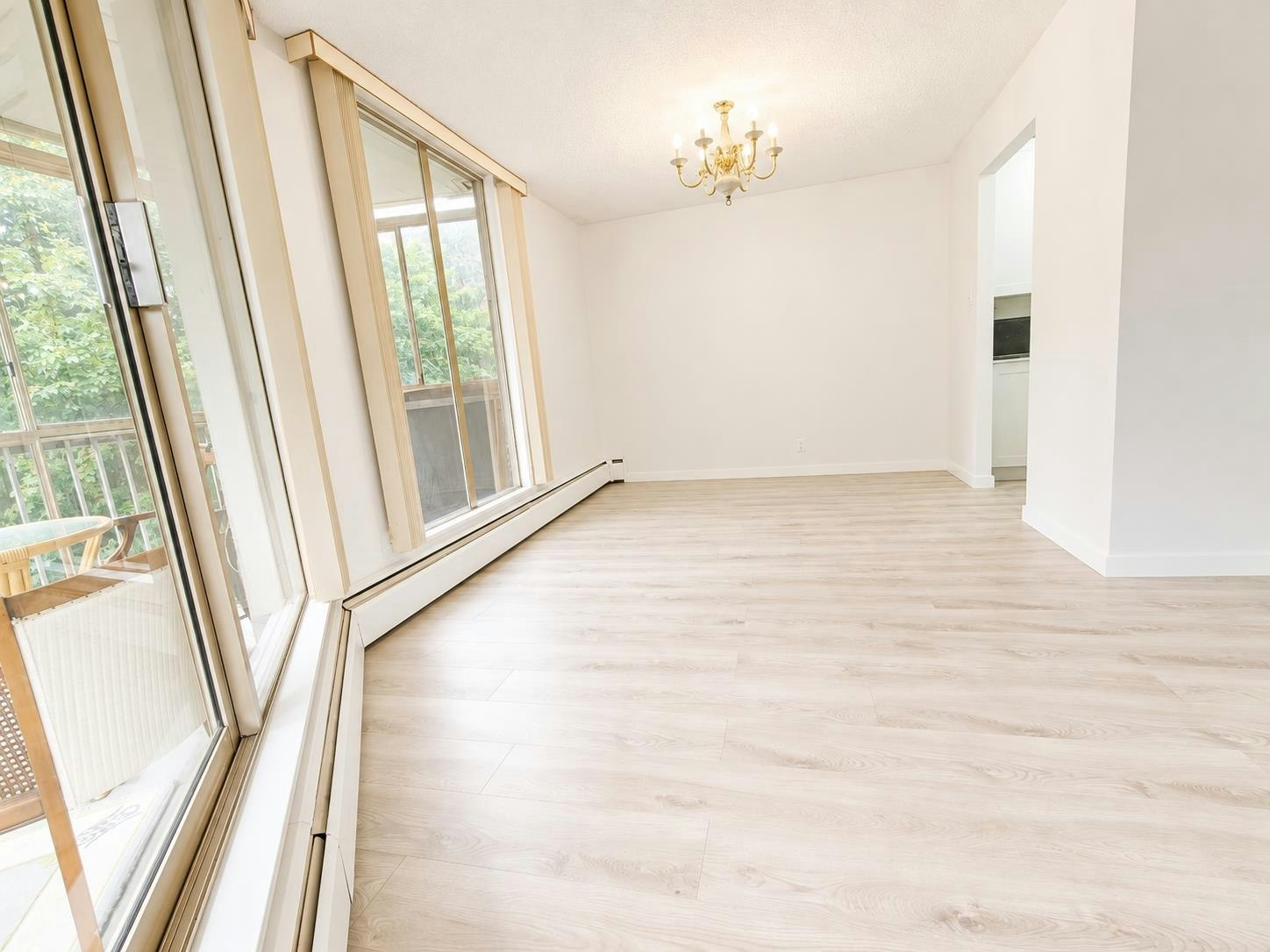 409-2024 W Fullerton Avenue, North Vancouver, BC, V7P 3G8 - 9