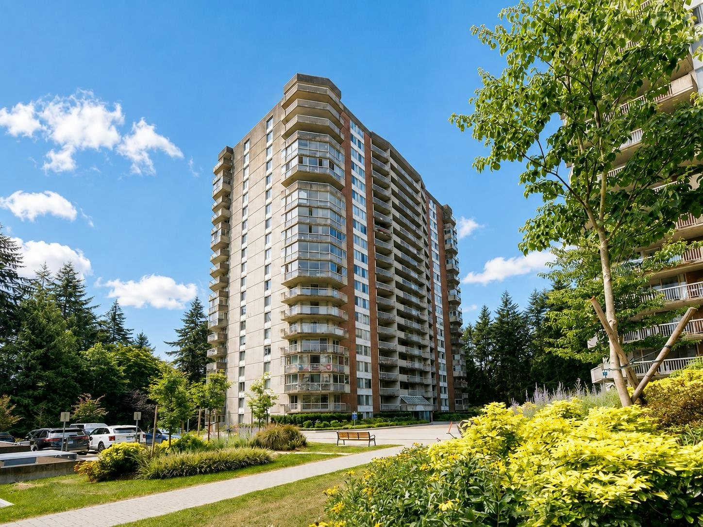 409-2024 W Fullerton Avenue, North Vancouver, BC, V7P 3G8