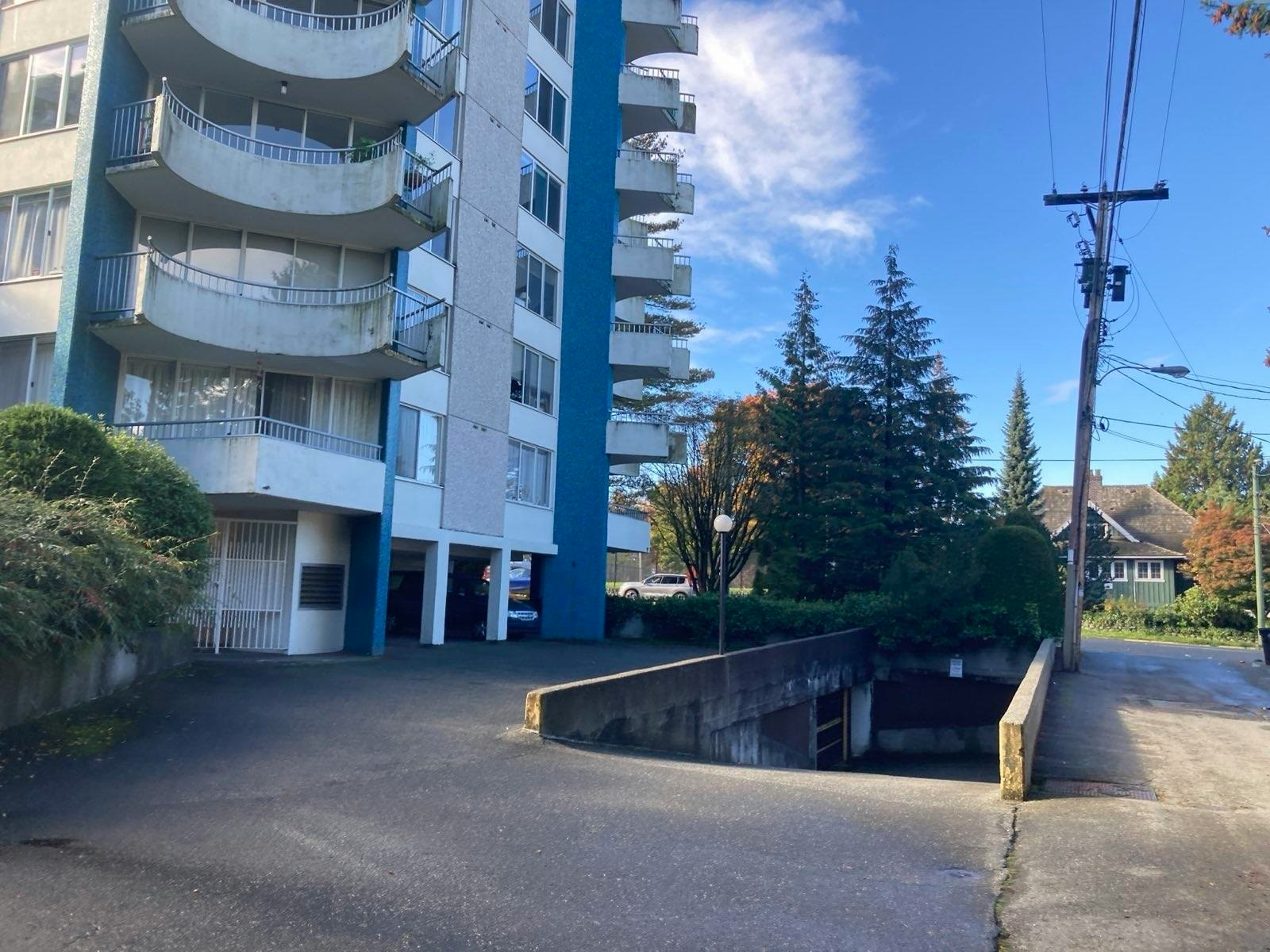 503-4691 W 10th Avenue, Vancouver, BC, V6R 2J3 - 3