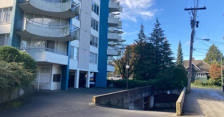 503-4691 W 10th Avenue, Vancouver, BC, V6R 2J3 - 3