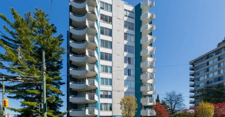503-4691 W 10th Avenue, Vancouver, BC, V6R 2J3