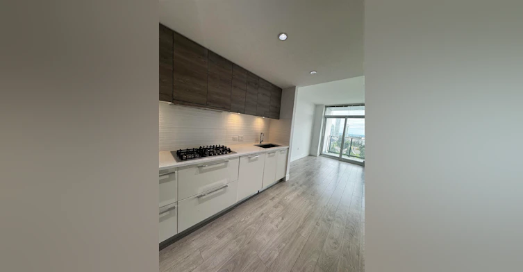 709-7388 Kingsway, Burnaby, BC, V3N 0G9 - 8