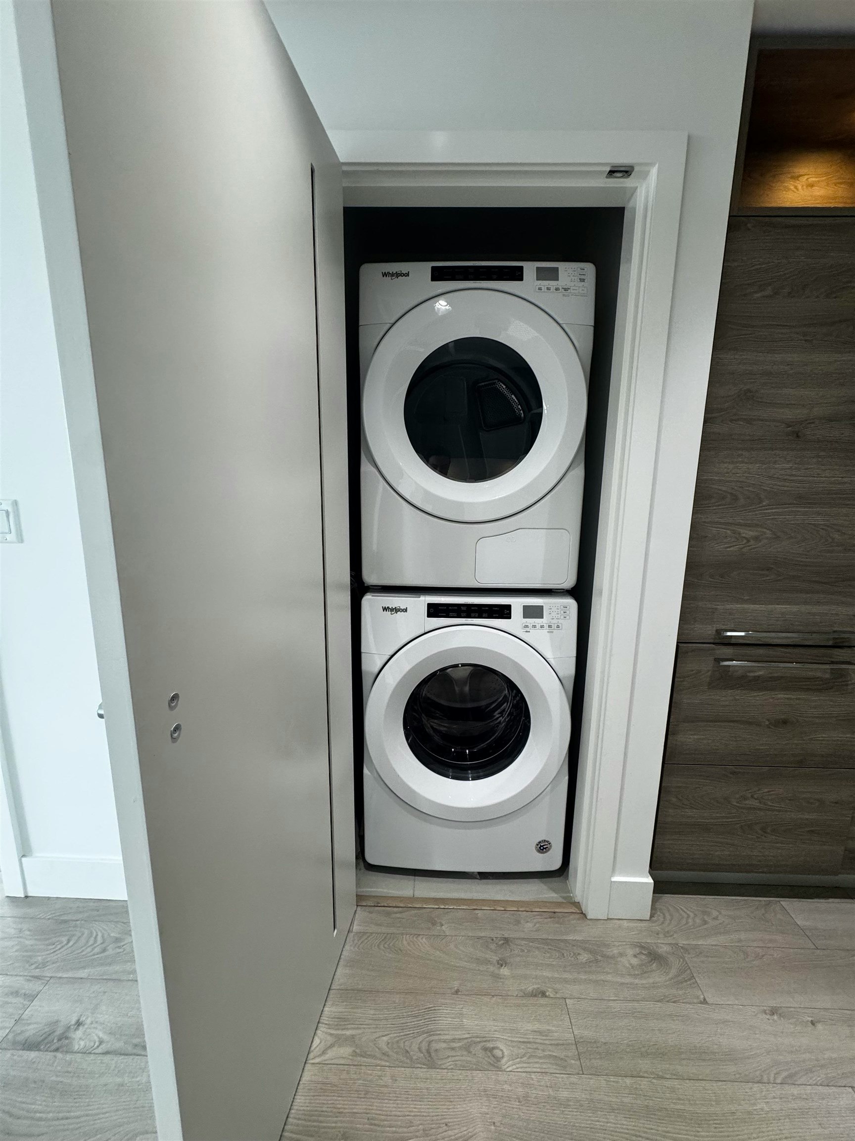 709-7388 Kingsway, Burnaby, BC, V3N 0G9 - 20