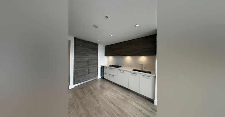 709-7388 Kingsway, Burnaby, BC, V3N 0G9 - 6