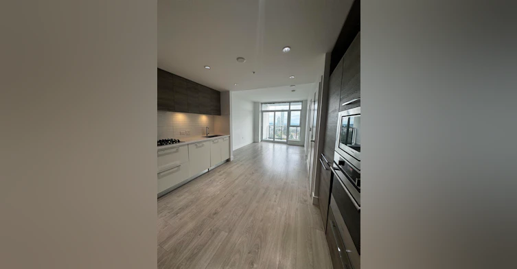 709-7388 Kingsway, Burnaby, BC, V3N 0G9 - 9